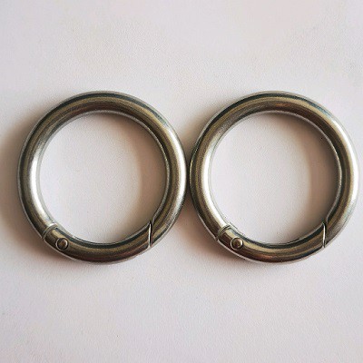 Fáinne Earraigh Alloy